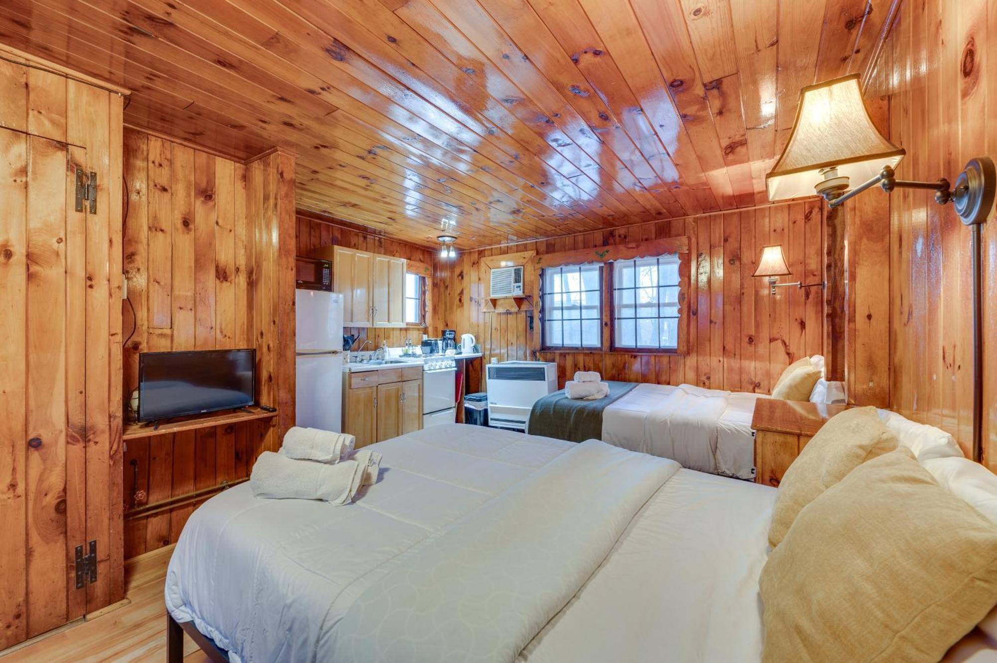 Cozy Laconia Studio With Pool Access - 2 Mi To Lake! Exterior foto