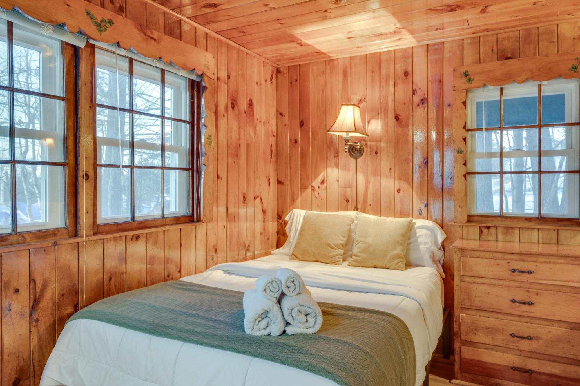 Cozy Laconia Studio With Pool Access - 2 Mi To Lake! Exterior foto