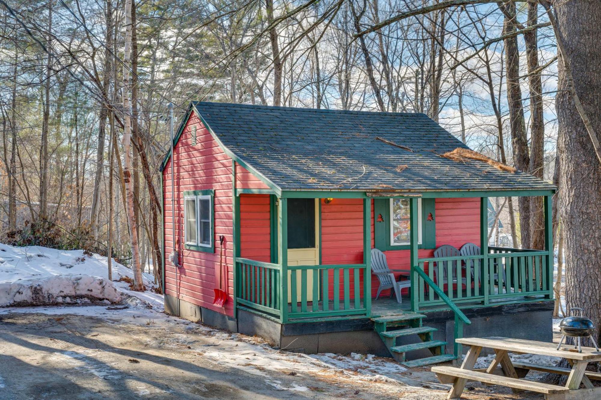 Cozy Laconia Studio With Pool Access - 2 Mi To Lake! Exterior foto